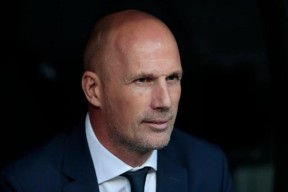 九游体育包含今夜欧联传出新动向；摩纳哥战术微调；管理层表态：媒体盛赞；赛季目标并未改变的词条