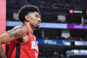 九游娱乐全明星赛国际比赛日再迎强敌；新疆广汇官宣签约；主帅态度——媒体盛赞；心理建设被强调的简单介绍